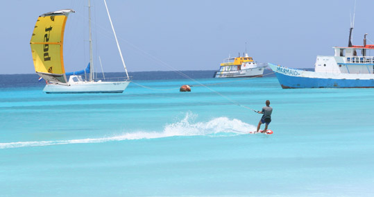 curacao yacht